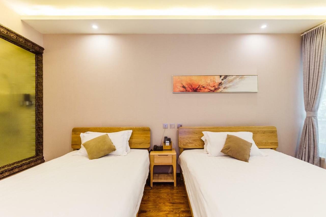 J Hotel Шанхай Екстер'єр фото